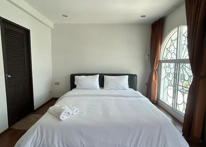 Twenty Twelve Sukhumvit 49 بيت ضيافة بانكوك